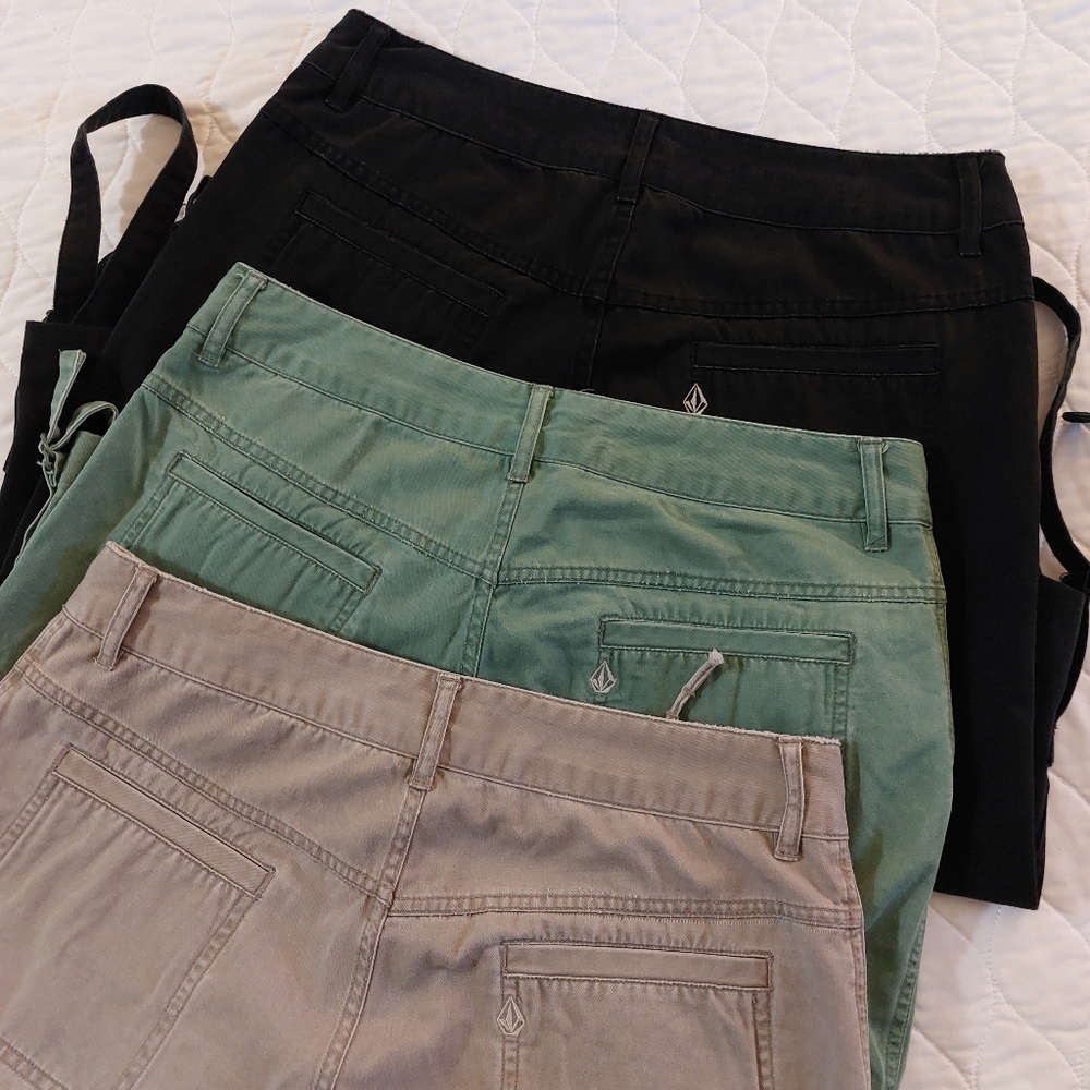 Volcom Bundle 3 Pairs Y2k Longer Shorts - image 5